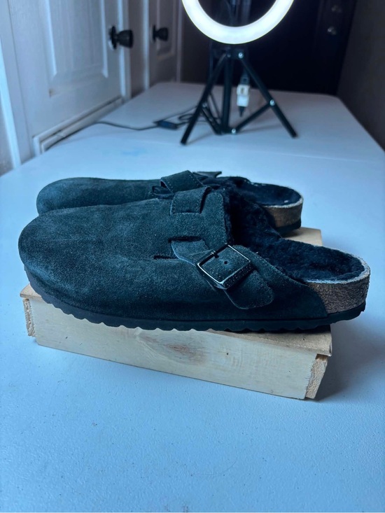 Birkenstock Shoes - Birkenstock Suede Boston Black
Shearling Size 41 US W 10 M 8
Clogs Slides